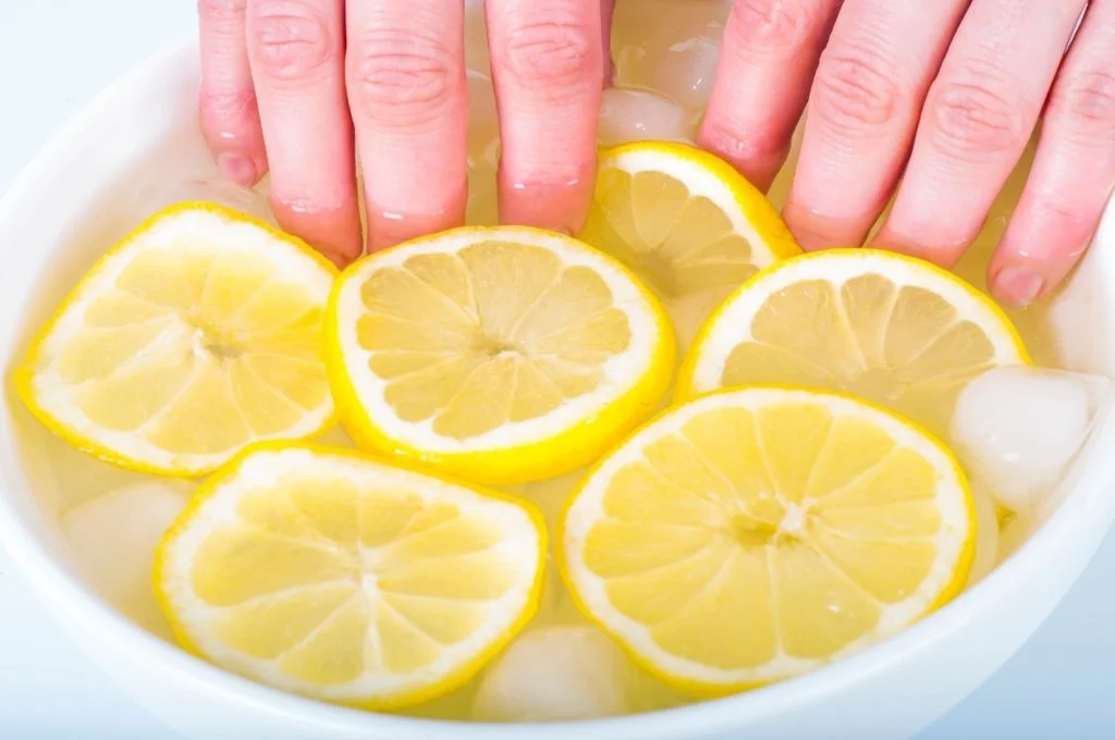 Lemon Grass Manicure and Pedicure 1 Lemon Grass Manicure and Pedicure